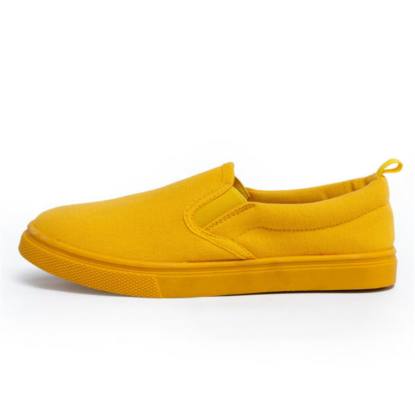 New Trending New Spring Slip On Canvas Shoes Flat Sneaker